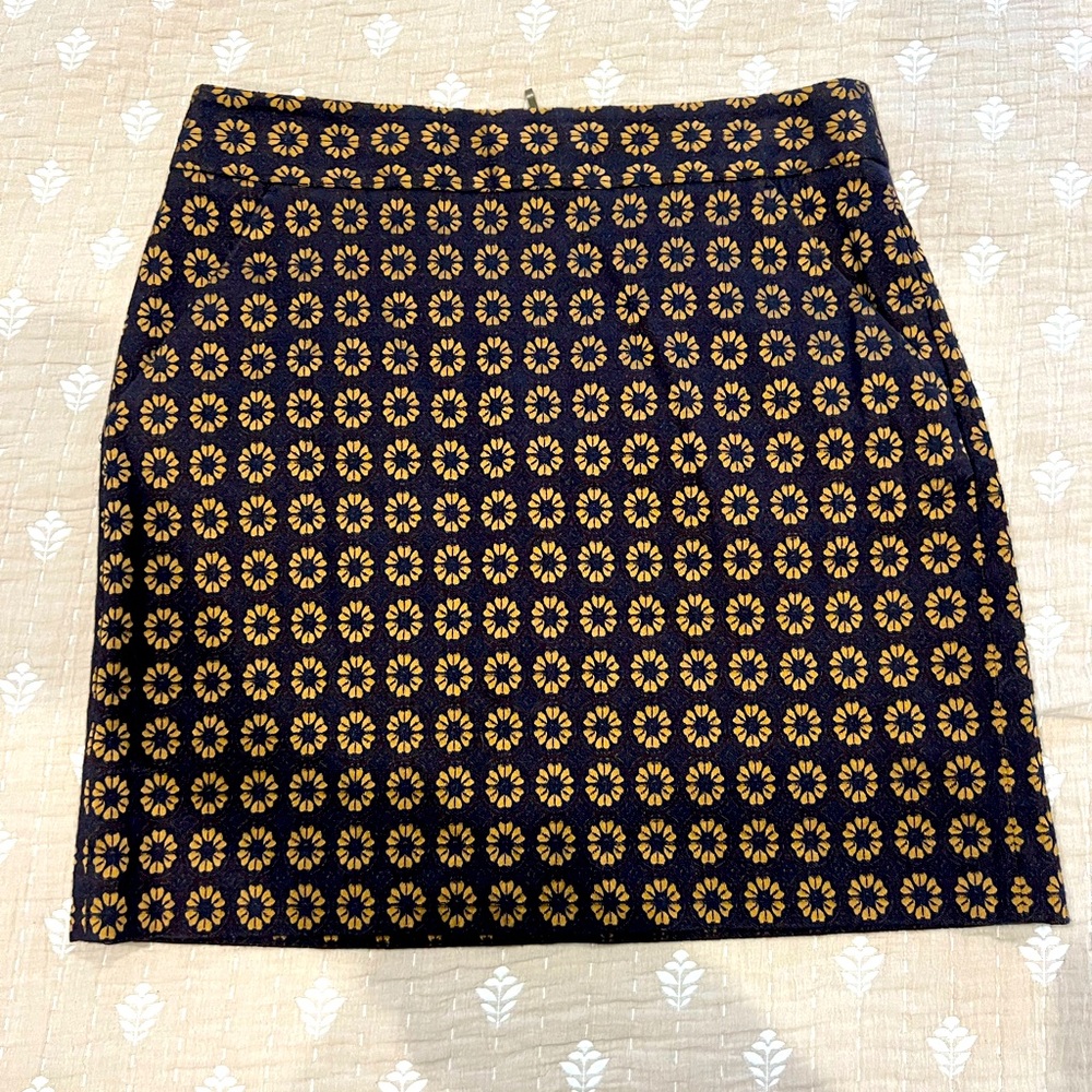 Loft mini skirt 🤎